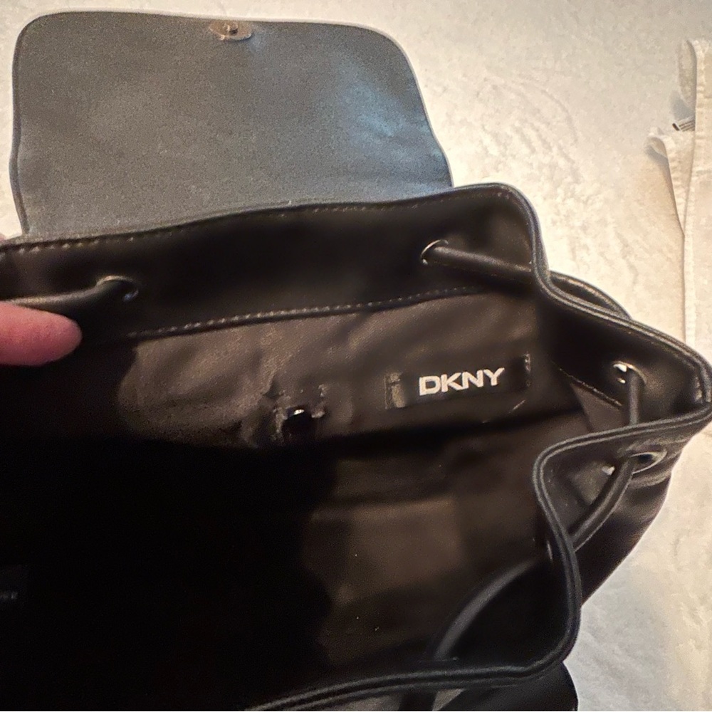 Dkny Black Leather Backpack Gem
